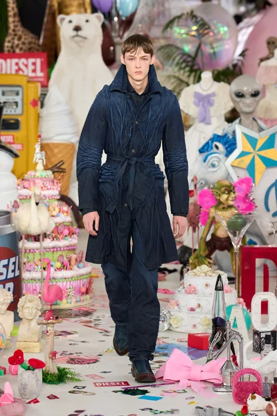 Look 2